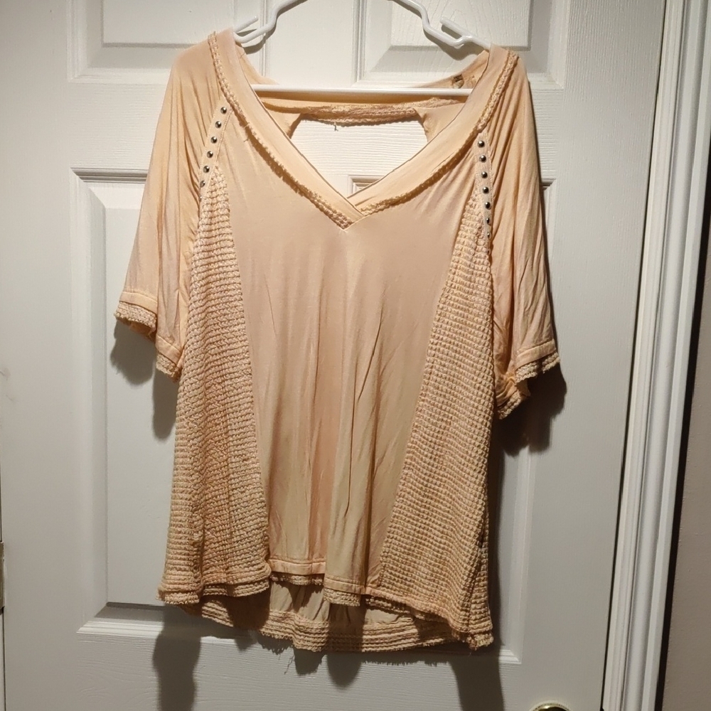 Women's Peach V-Neck Top